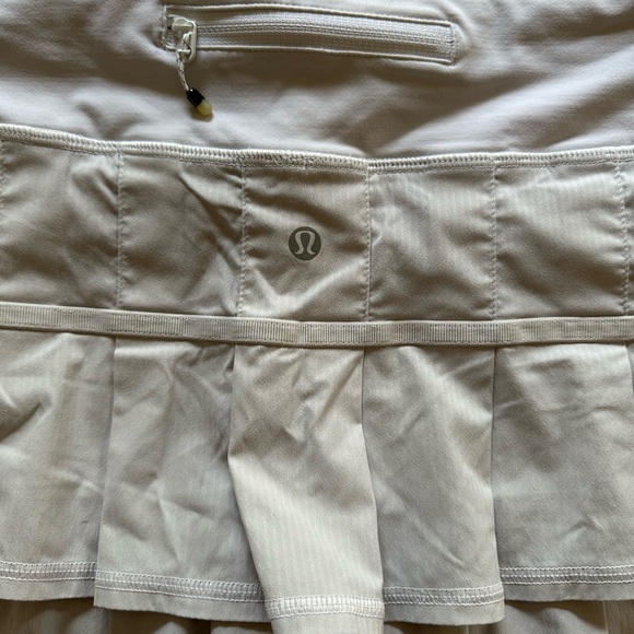 Lululemon Pace Rival Skirt in Grey - Picture 2 of 4